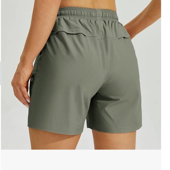 - NWOT 2 pair WILLIT Women’s 5” Hiking, Golf or everyday wear. Size Large … - Picture 4 of 8